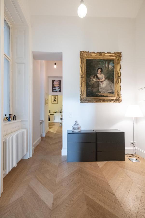 Stunning Apartment In City Center Viena Exterior foto